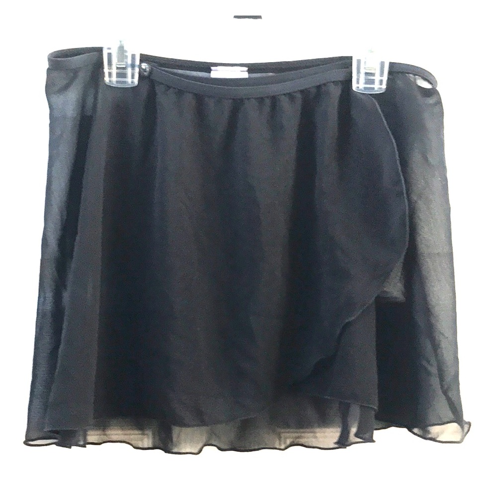 5/$15 - CAPEZIO Curved Pull-On Skirt